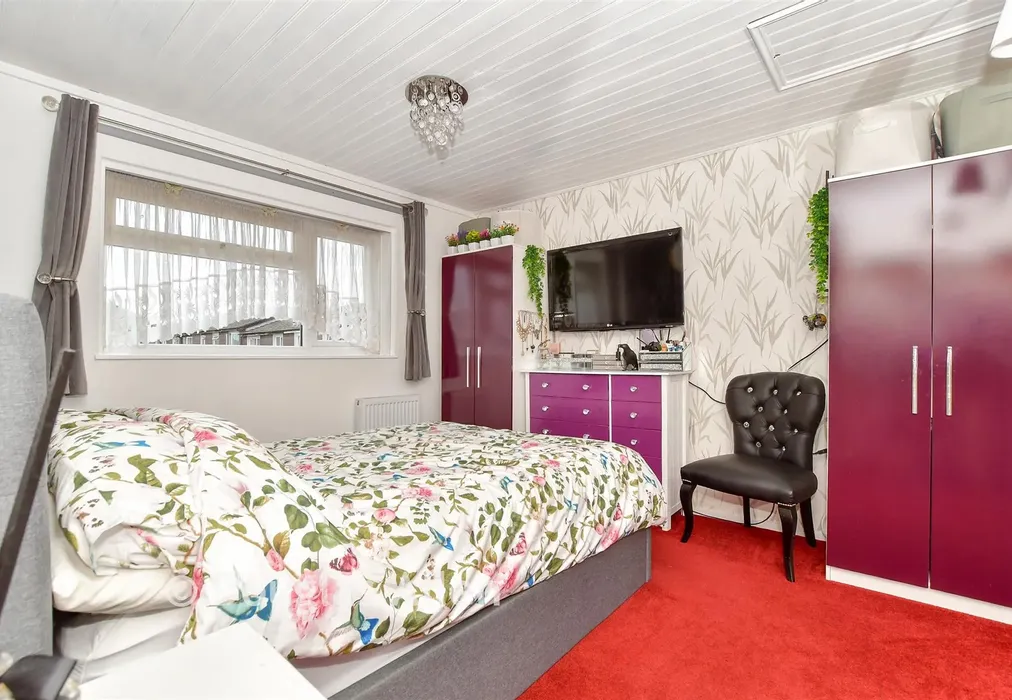 Bedroom 1 - Longmead, Pitsea, Basildon, Essex - Wards of Kent