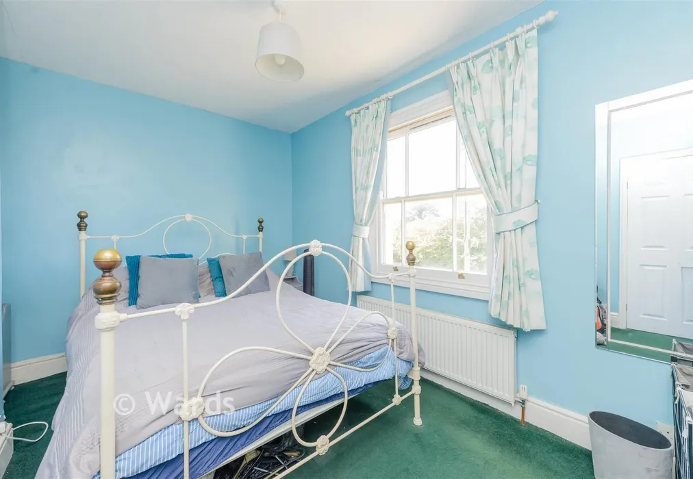 Bedroom 2 - Wrotham Road, South Street, Kent - Wards of Kent