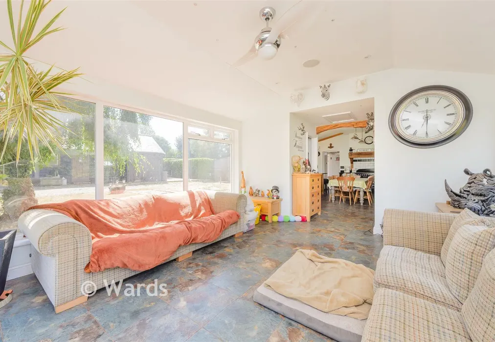 Garden Room - Wrotham Road, South Street, Kent - Wards of Kent