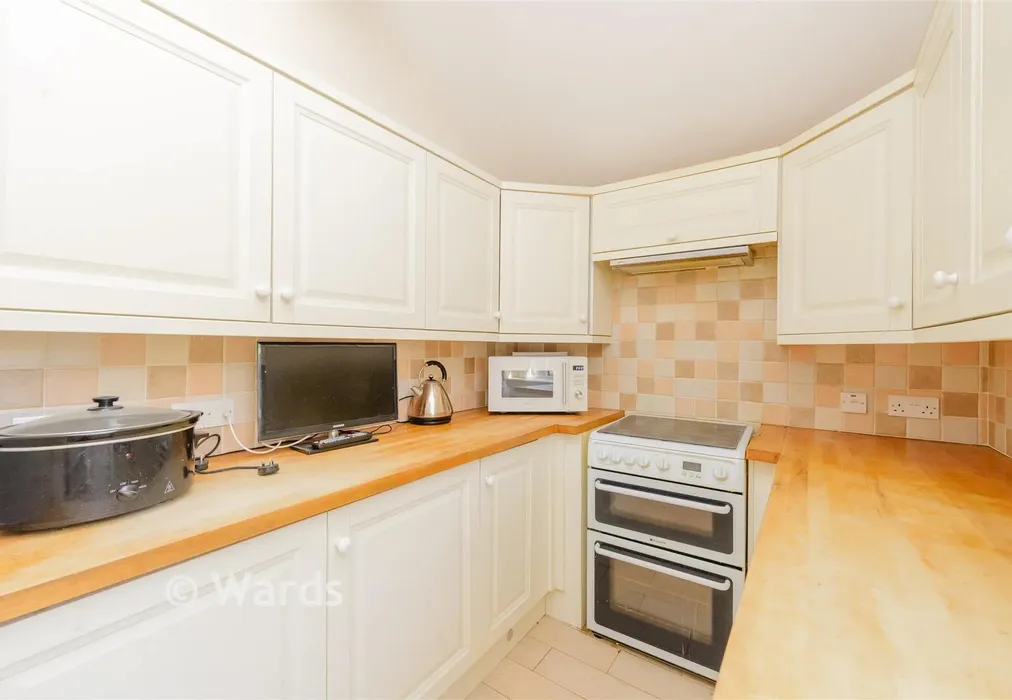 Kitchen (Annexe) - Wrotham Road, South Street, Kent - Wards of Kent