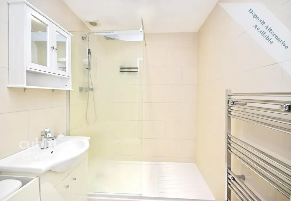 Shower Room - Monson Road Redhill RH1 - Wards of Kent