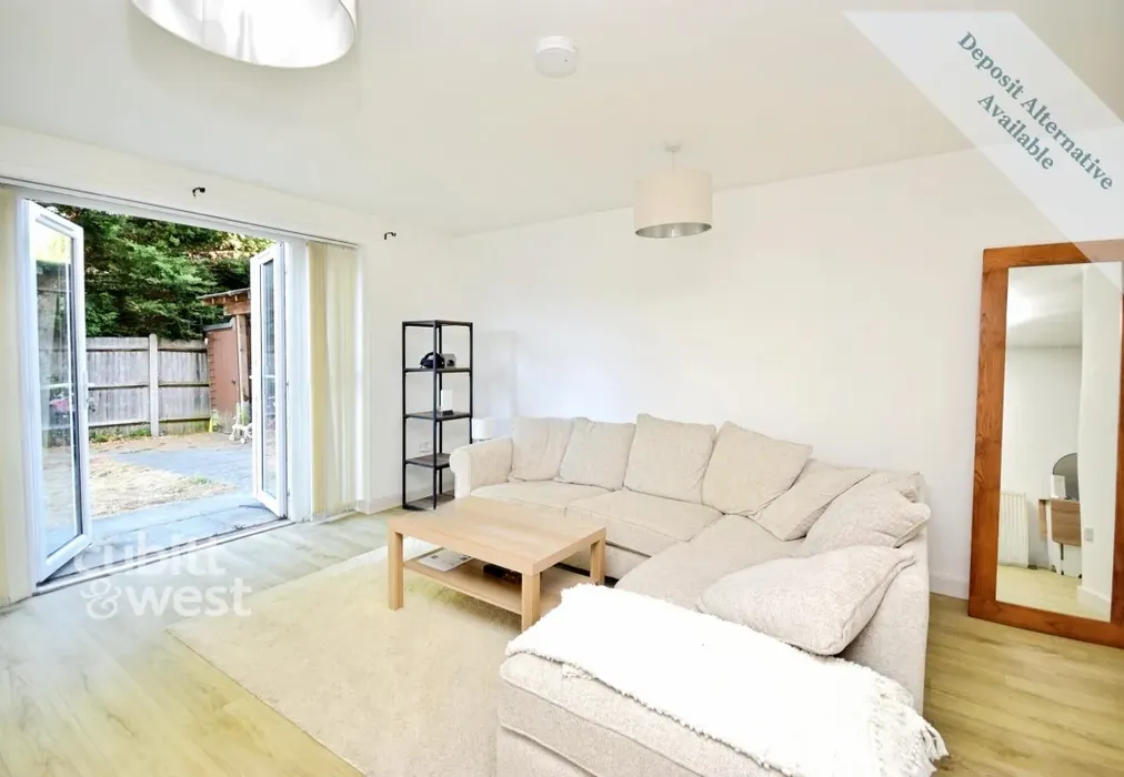 Living Area - Monson Road Redhill RH1 - Wards of Kent