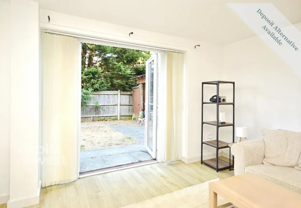 Living Area - Monson Road Redhill RH1 - Wards of Kent