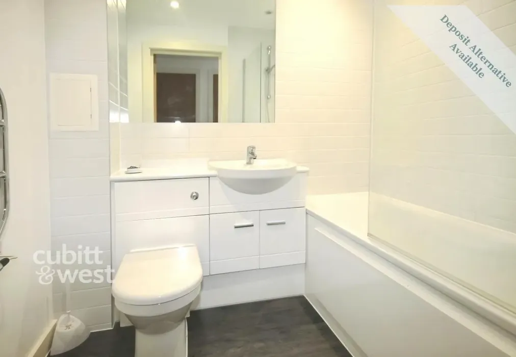 Bathroom - Queensway Redhill RH1 - Wards of Kent