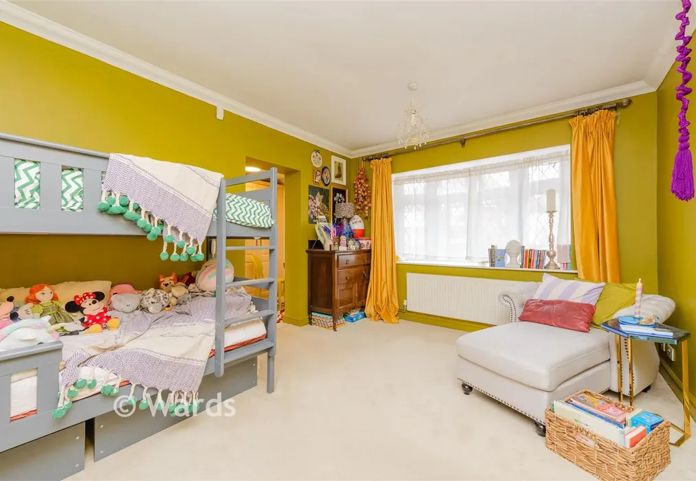 Bedroom 1 - Tennyson Walk, Northfleet, Gravesend, Kent - Wards of Kent