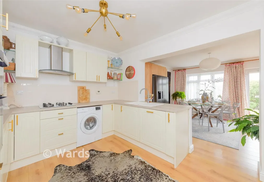 Kitchen - Tennyson Walk, Northfleet, Gravesend, Kent - Wards of Kent