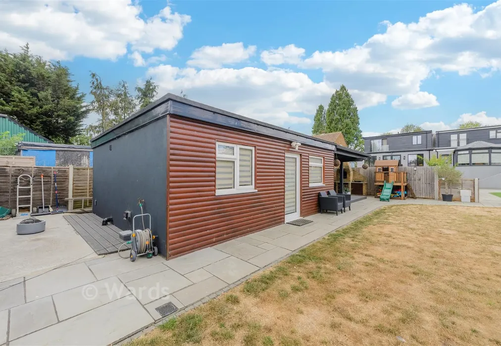 Workshop/Outbuildings - Norman Road, Belvedere, Kent - Wards of Kent