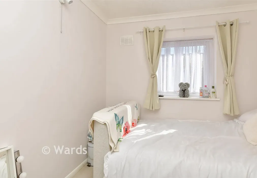 Bedroom 3 - Miskin Road, Hoo, Rochester, Kent - Wards of Kent