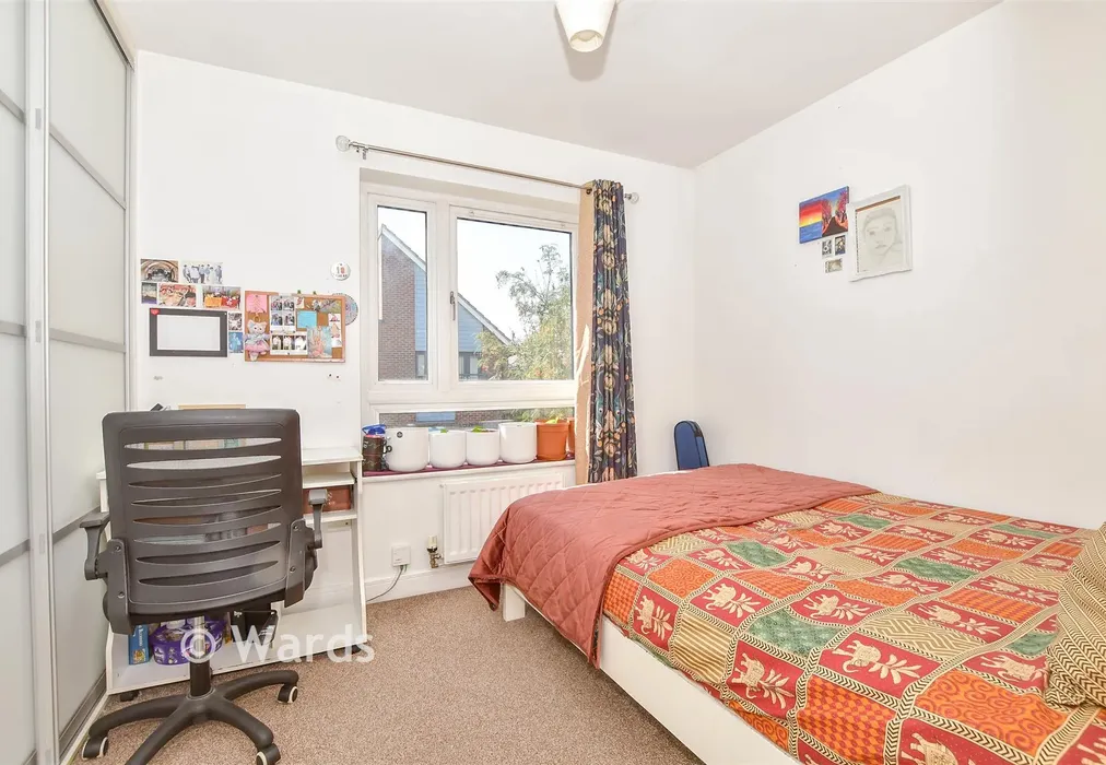 Bedroom 2 - Trinity Way, Maidstone, Kent - Wards of Kent