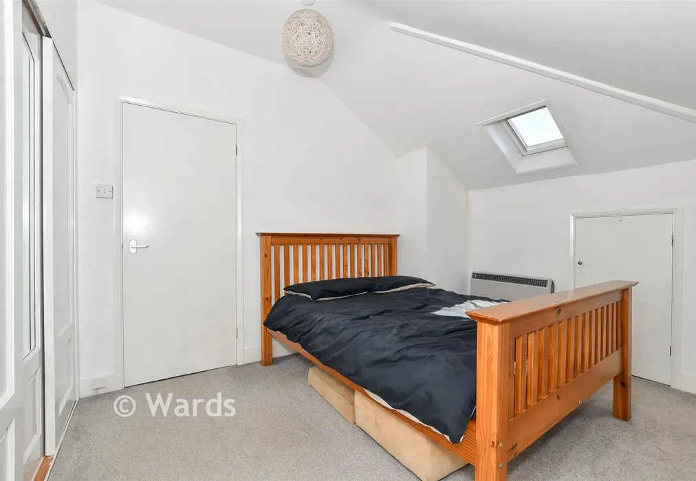 Bedroom - Upper Grosvenor Road, Tunbridge Wells, Kent - Wards of Kent