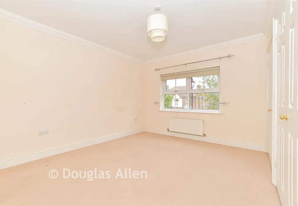 Bedroom 2 - Deer Park Way, Waltham Abbey, Essex - Wards of Kent