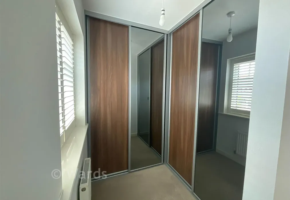 Dressing Area - Manley Boulevard, Snodland, Kent - Wards of Kent