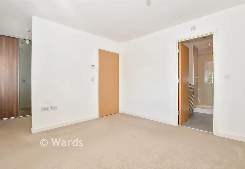 Bedroom 1 - Manley Boulevard, Snodland, Kent - Wards of Kent