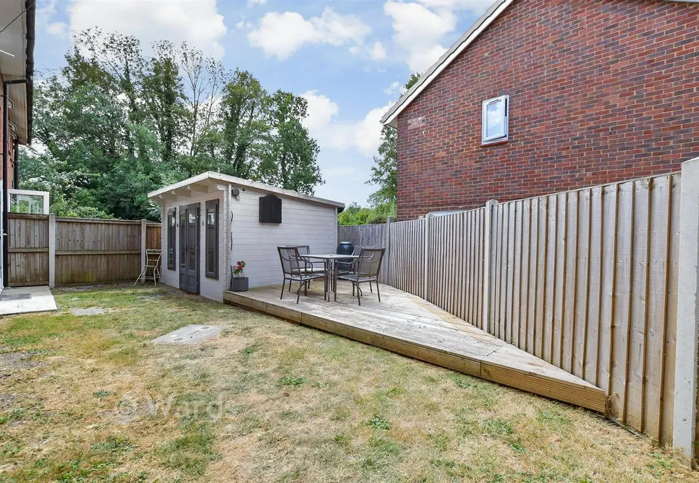 Rear Garden - Troys Mead, Hollingbourne, Maidstone, Kent - Wards of Kent