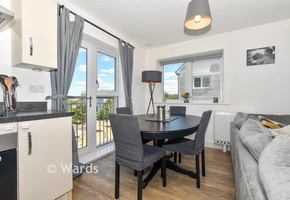 Kitchen/Dining/Lounge - The Avenue, Tunbridge Wells, Kent - Wards of Kent