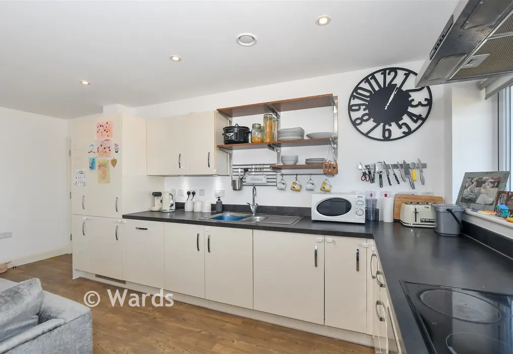 Kitchen/Dining/Lounge - The Avenue, Tunbridge Wells, Kent - Wards of Kent