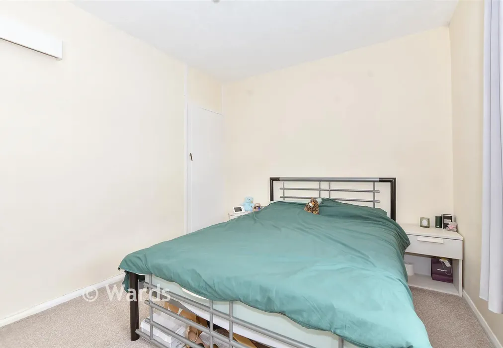 Bedroom 1 - Devonshire Road, Dover, Kent - Wards of Kent