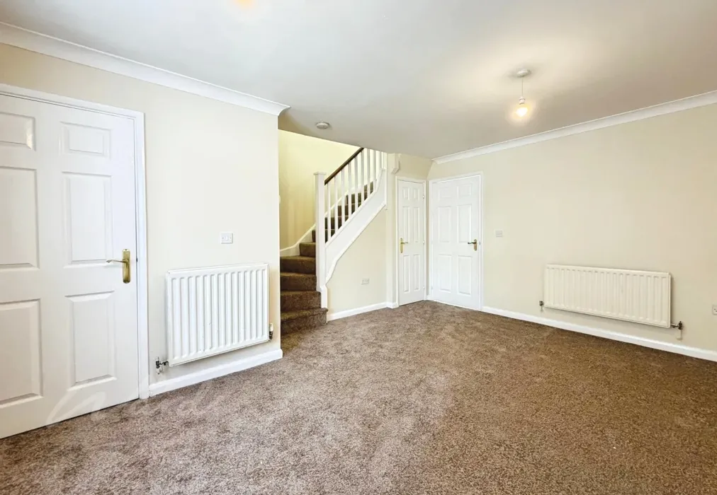Lounge - Melrose Avenue Dartford DA1 - Wards of Kent