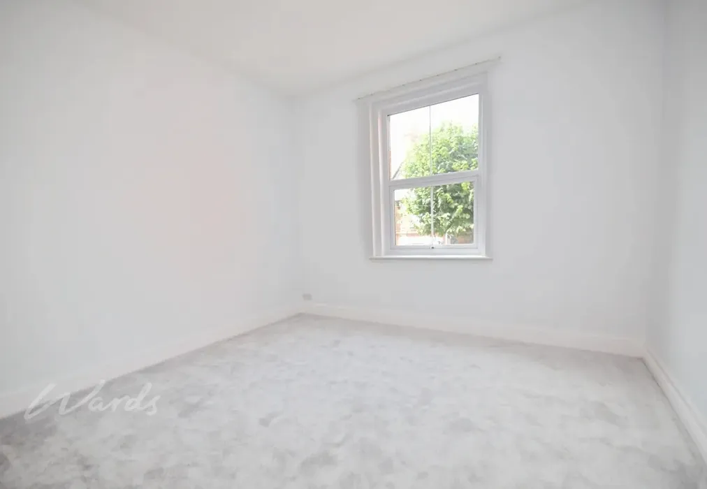 Bedroom 1 - Connaught Road Folkestone CT20 - Wards of Kent