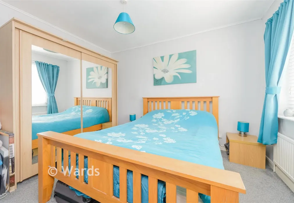 Bedroom 1 - Coniston Close, Erith, Kent - Wards of Kent