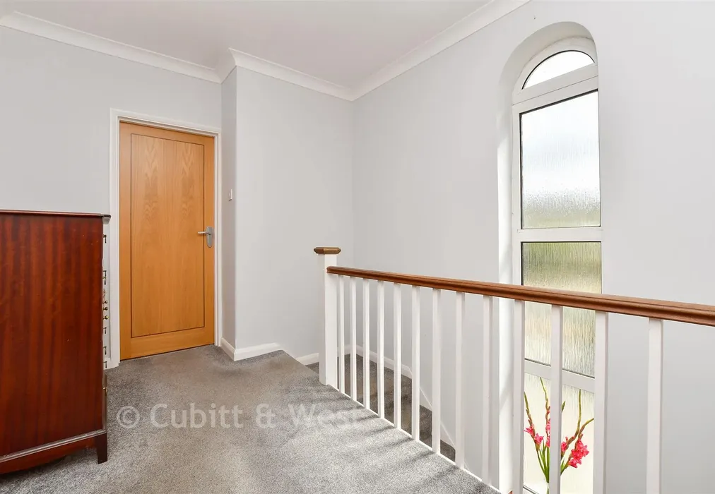 Landing - Grange Meadow, Banstead, Surrey - Wards of Kent