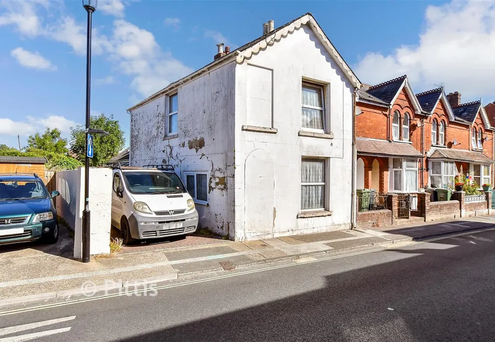 External (Web)* - Lugley Street, Newport, Isle of Wight - Wards of Kent