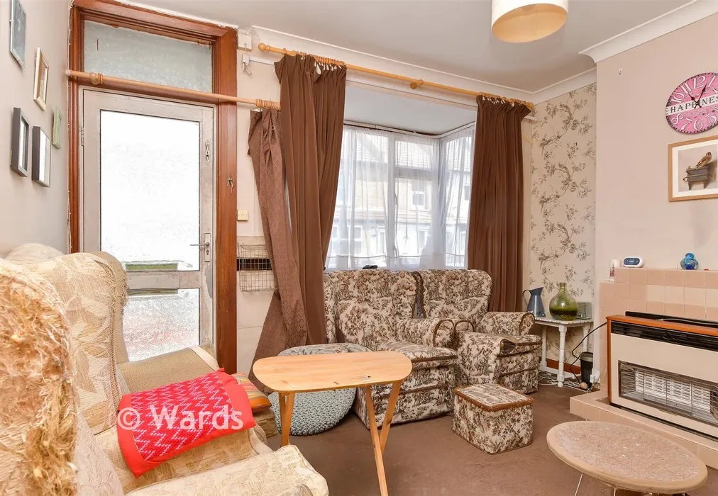 Lounge - Charter Street, Gillingham, Kent - Wards of Kent