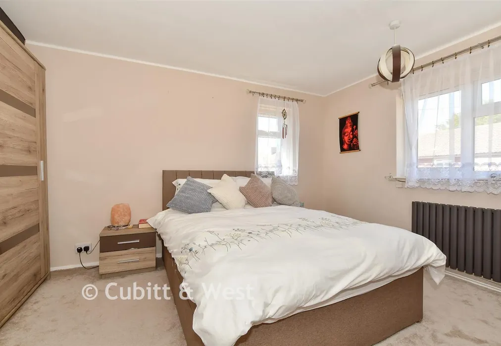 Bedroom 1 - Climping Road, Crawley, West Sussex - Wards of Kent