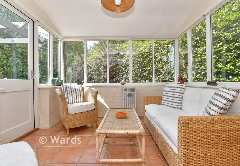 Glazed Sitting Area - Bayview Road, Kingsdown, Kent - Wards of Kent