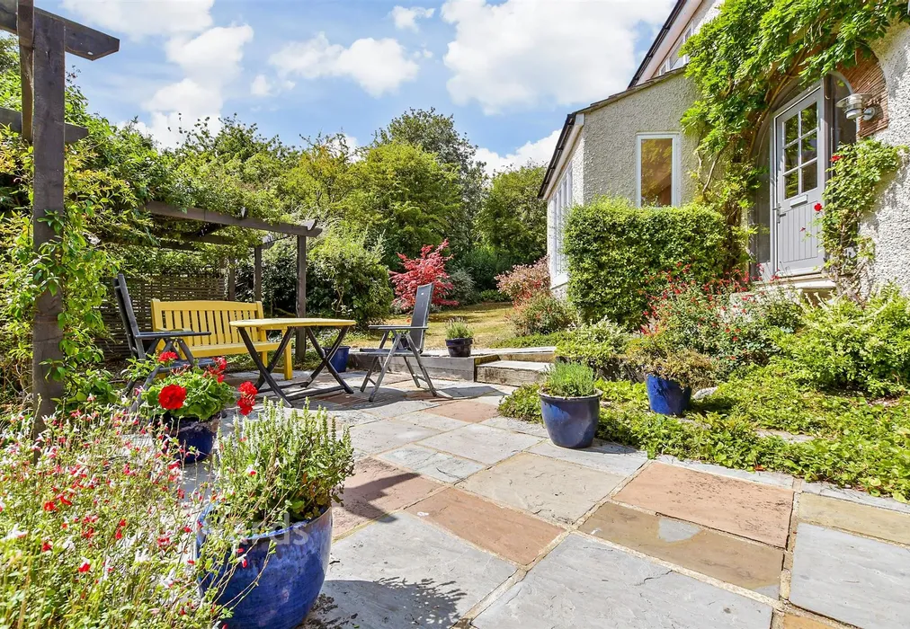 Patio / Decking - Bayview Road, Kingsdown, Kent - Wards of Kent
