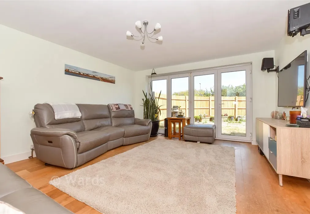 Lounge - St. Richard's Road, Deal, Kent - Wards of Kent