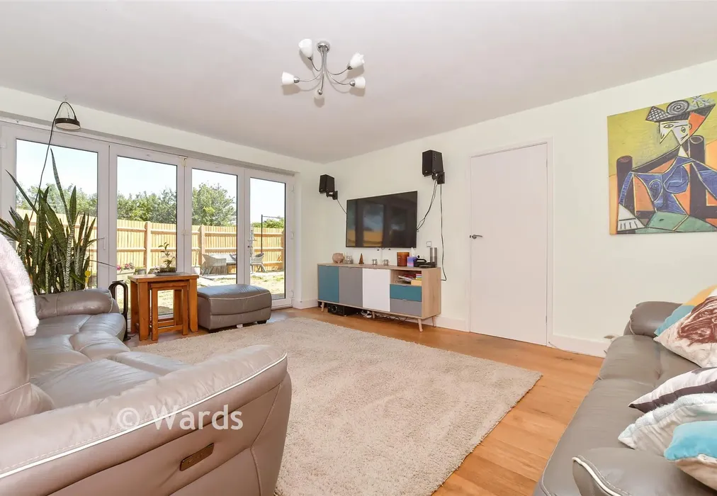 Lounge - St. Richard's Road, Deal, Kent - Wards of Kent