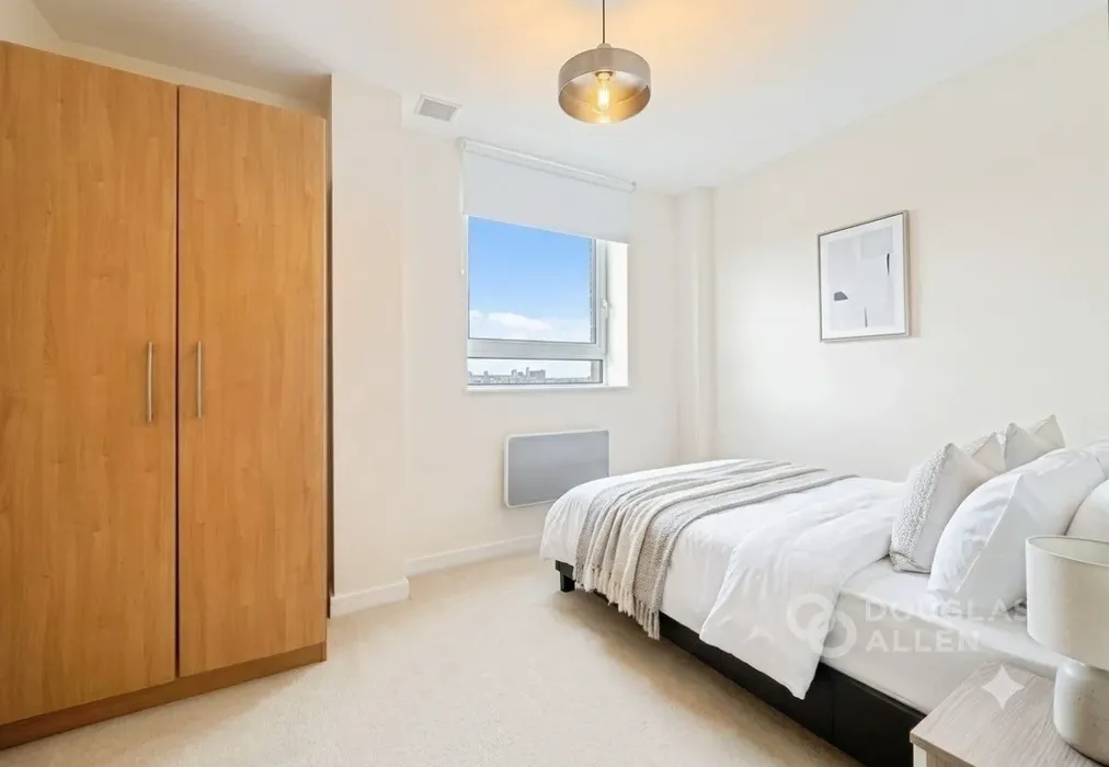 5e0655ae-C-467F-8... - 156-162 High Road Chadwell Heath RM6 - Wards of Kent