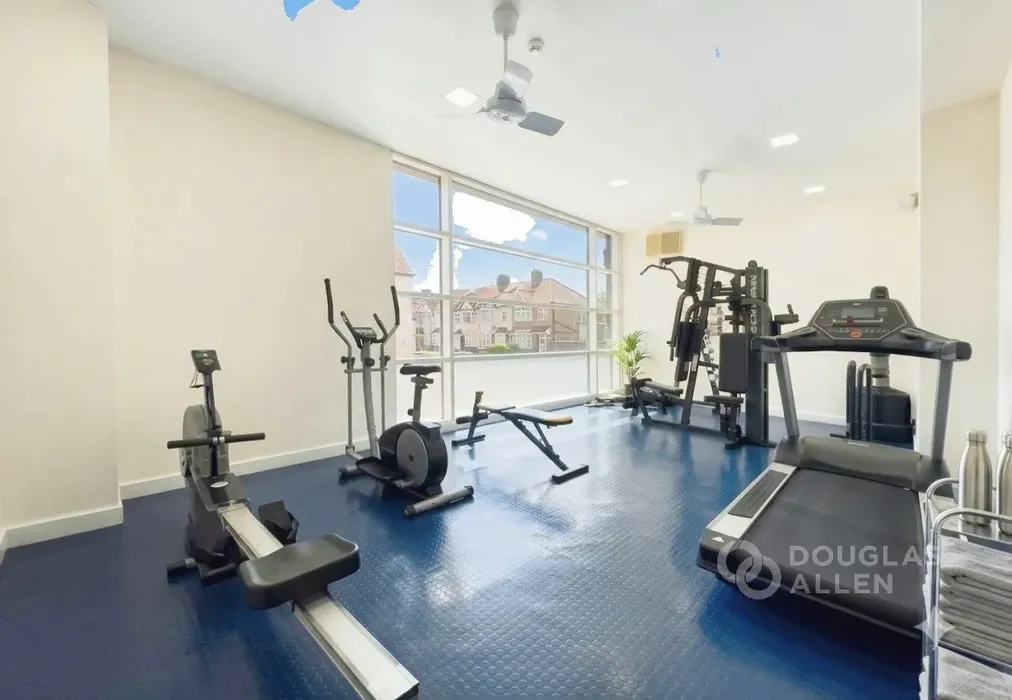 b45b2a5c-0-4191-9... - 156-162 High Road Chadwell Heath RM6 - Wards of Kent