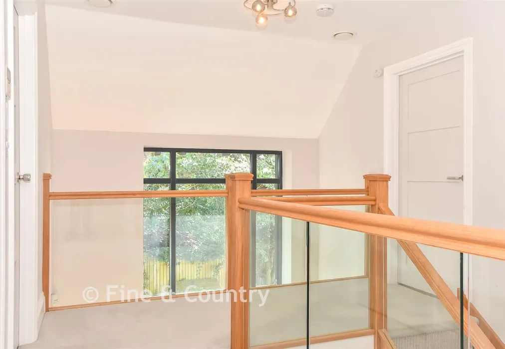 Galleried Landing - Cannongate Road, Hythe, Kent - Wards of Kent