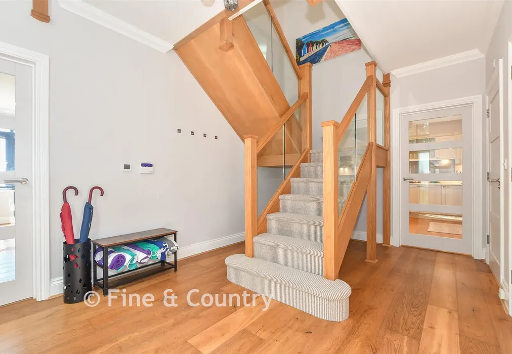 Entrance Hall - Cannongate Road, Hythe, Kent - Wards of Kent