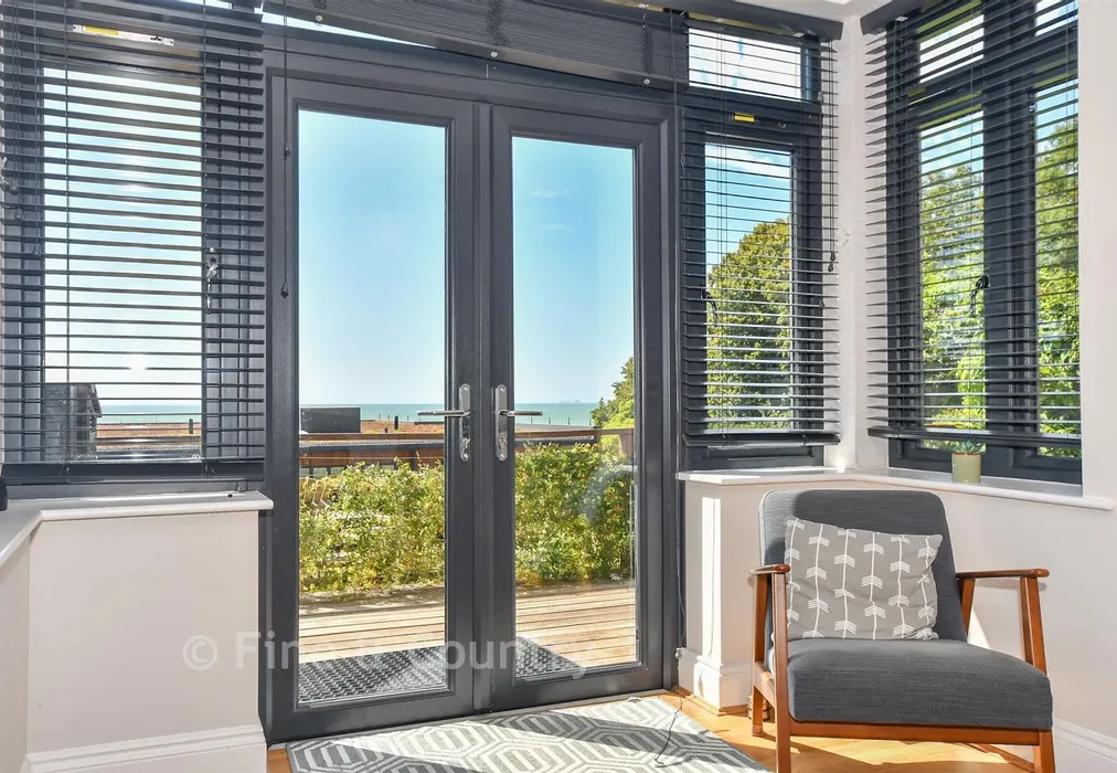 Internal Lifestyle Photograph - Cannongate Road, Hythe, Kent - Wards of Kent
