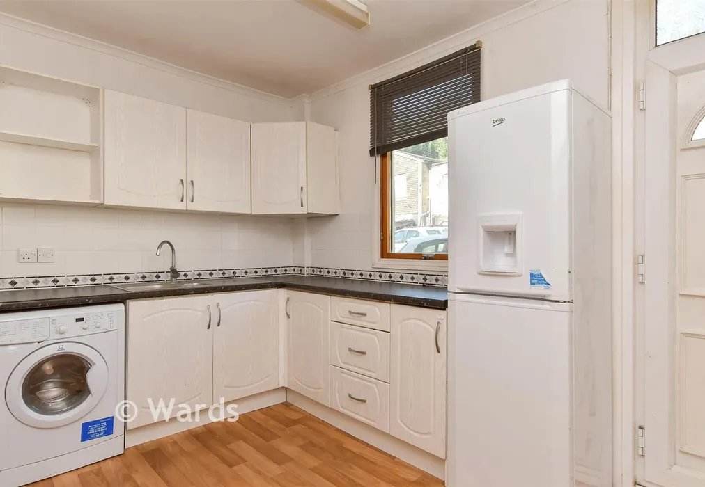Kitchen - Upper Luton Road, Chatham, Kent - Wards of Kent