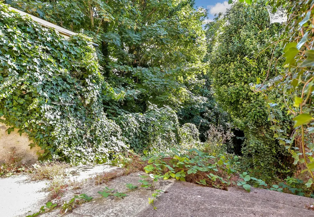 Rear Garden - Upper Luton Road, Chatham, Kent - Wards of Kent