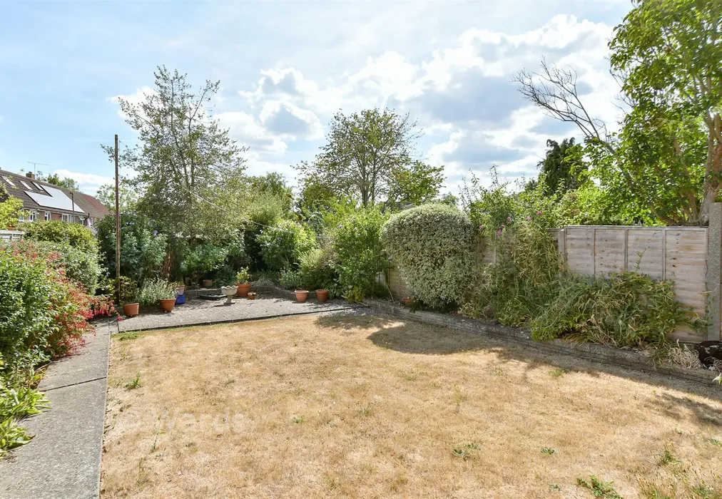 Rear Garden - Meadow Walk, Snodland, Kent - Wards of Kent