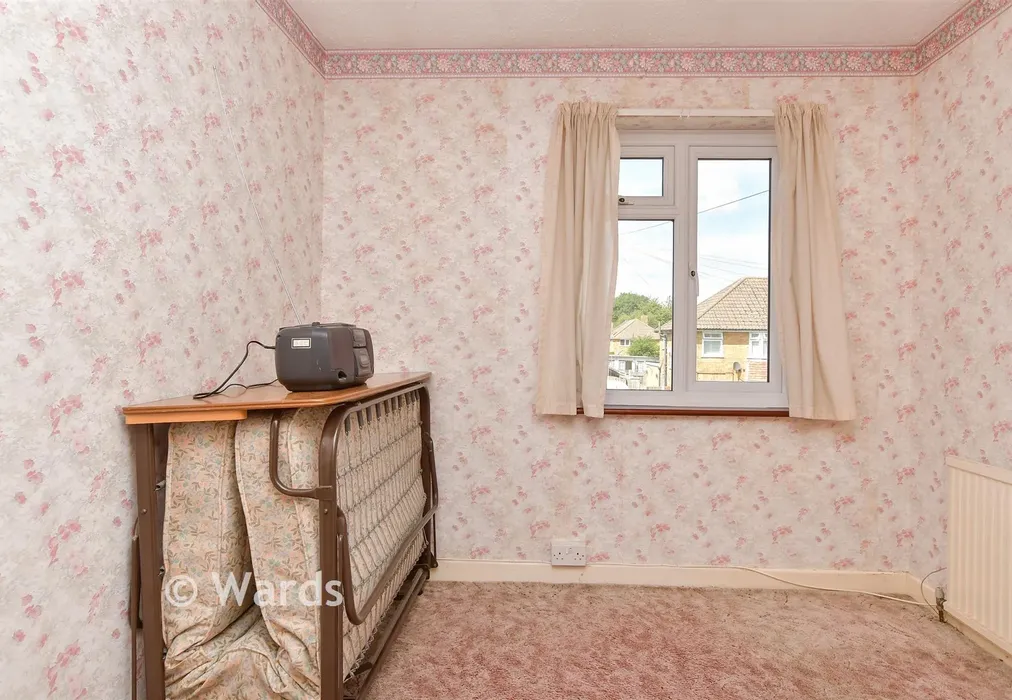 Bedroom 3 - Meadow Walk, Snodland, Kent - Wards of Kent