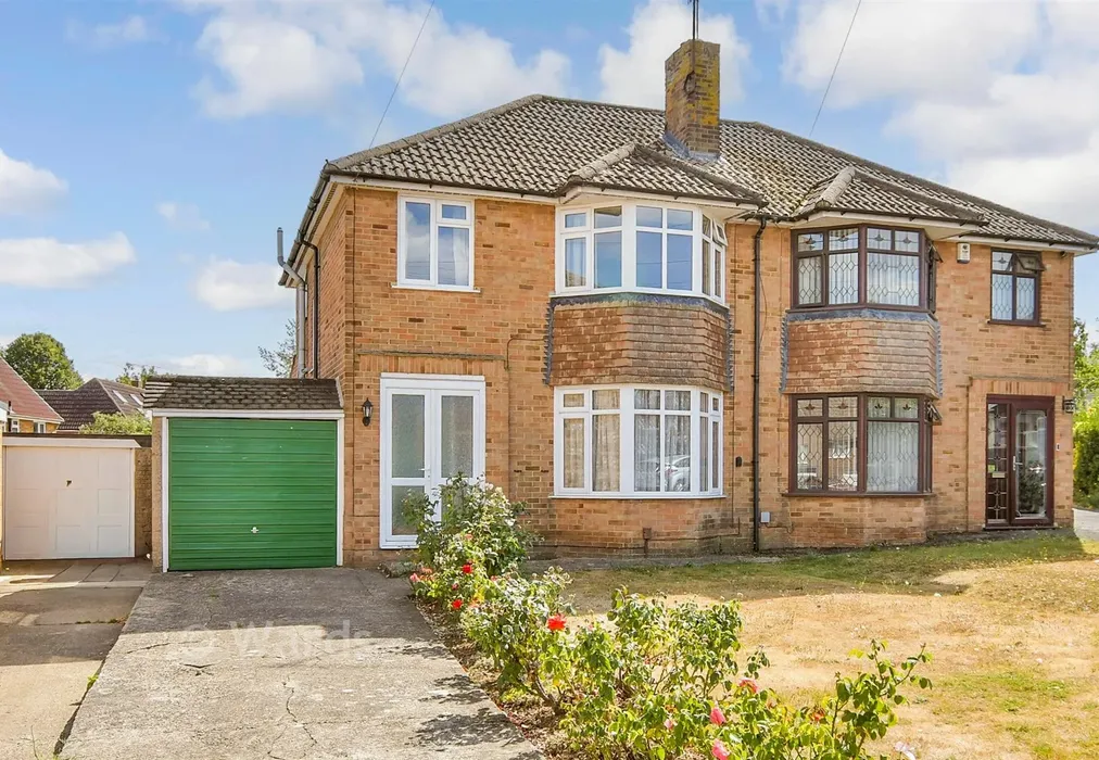 External (Web) - Meadow Walk, Snodland, Kent - Wards of Kent