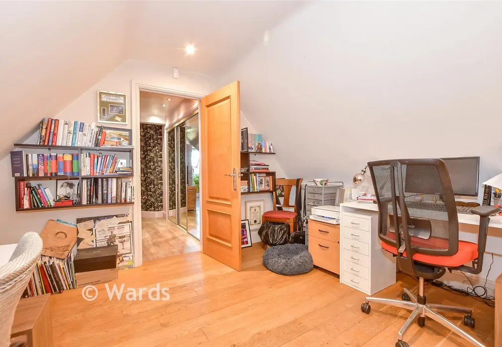 Mezzanine Study - Ulcombe, Maidstone, Kent - Wards of Kent