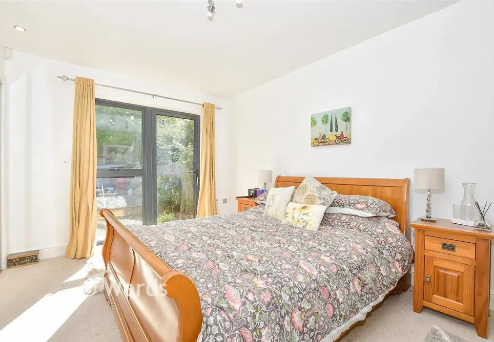 Bedroom 2 - Ulcombe, Maidstone, Kent - Wards of Kent