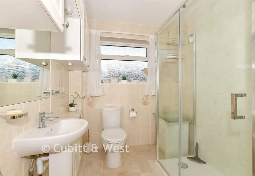 Shower Room - Handcross Road, Plummers Plain, Horsham, West Sussex - Wards of Kent