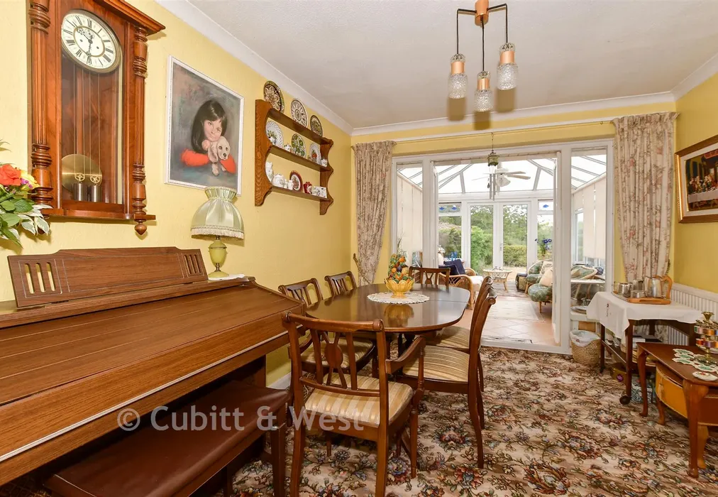 Dining Room - Handcross Road, Plummers Plain, Horsham, West Sussex - Wards of Kent