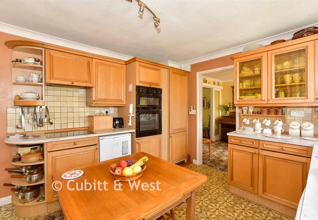 Kitchen - Handcross Road, Plummers Plain, Horsham, West Sussex - Wards of Kent