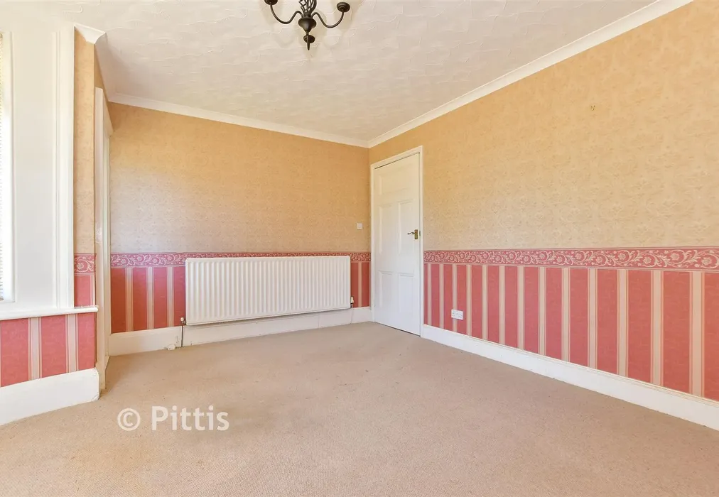 Lounge - Southdown Road, Freshwater, Isle of Wight - Wards of Kent