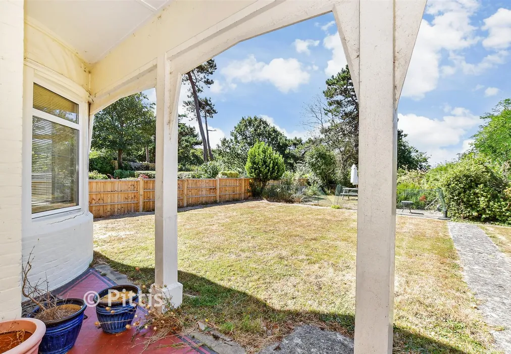 External Lifestyle Photograph - Southdown Road, Freshwater, Isle of Wight - Wards of Kent