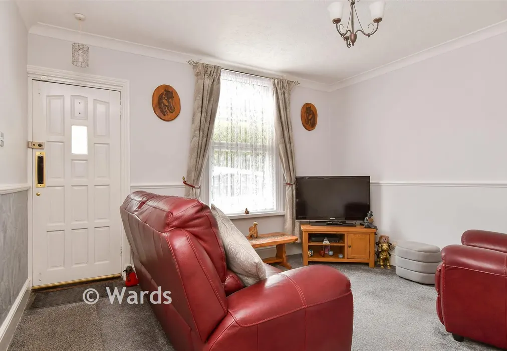 Lounge - Sidney Road, Rochester, Kent - Wards of Kent